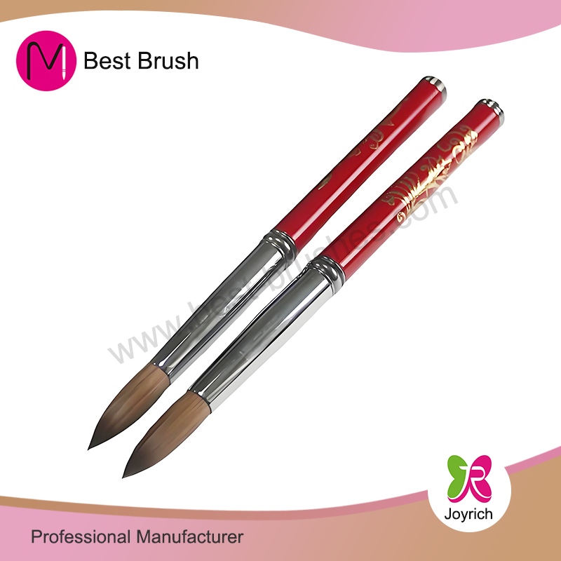 Како да изаберем акрилну четкицу за нокте која заправо олакшава рад?